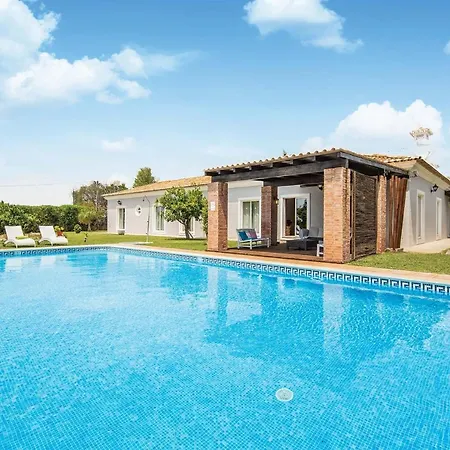 Sleeps 10 Air Con Wifi Villa Pereiras