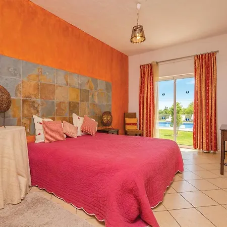 Sleeps 10 Air Con Wifi * Pereiras