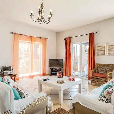 Sleeps 10 Air Con Wifi * Pereiras
